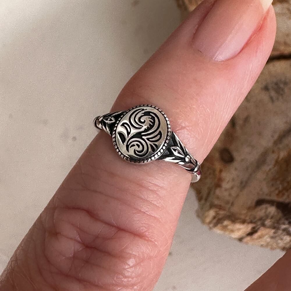Sterling Silver Floral Toe Ring